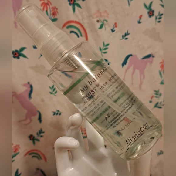 NIB Elisha Coy Skin Balancing Mist Hyolauronic Acid Face Toner Korean Beauty - Picture 2 of 5